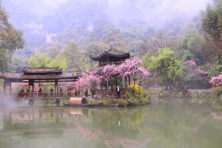 逃离宝船